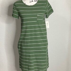 381- Style & Co Green & White Short Sleeve with Pockets T-Shirt Dress Size Small